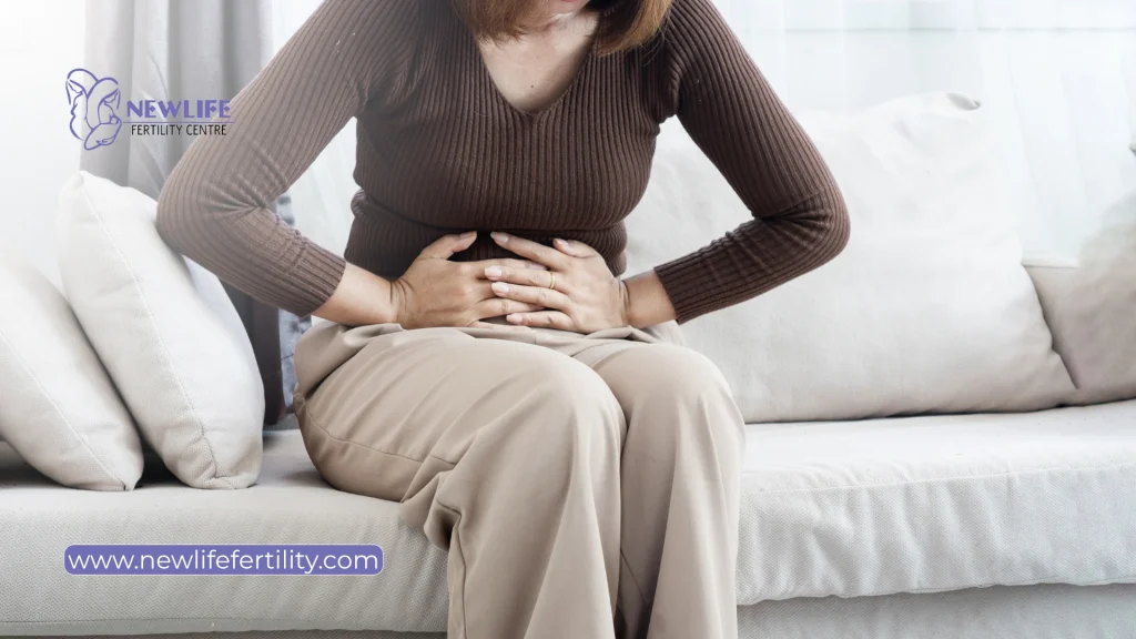 Frozen embryo transfer pregnancy test timing and symptom support information.